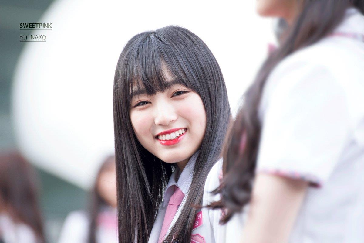 nhan sac Nako IZone anh 8