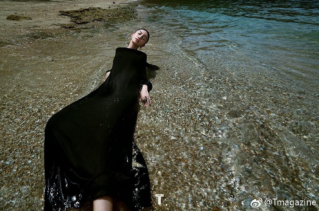 Angelababy bat chuoc Cung Loi anh 5