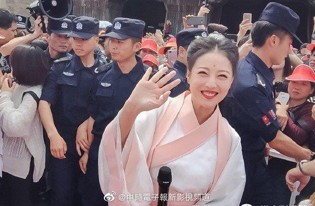 Chau Hai My mot lan nua hoa than thanh Chu Chi Nhuoc sau 25 nam hinh anh