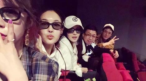 Doan phim 'Dien Hi cong luoc' bao ca rap de xem 'Avengers: Endgame' hinh anh