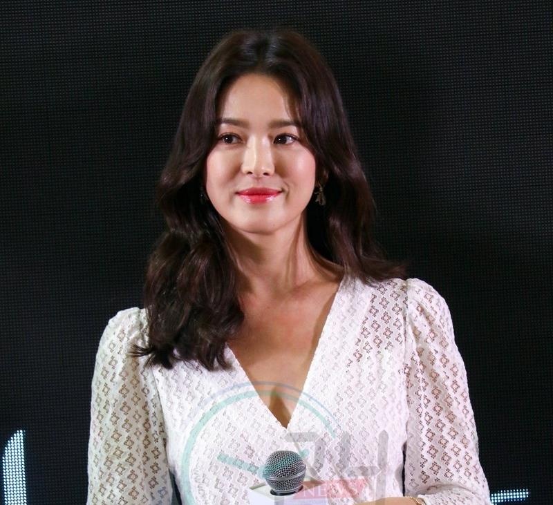 Jun Ji Hyun va Song Hye Kyo anh 9