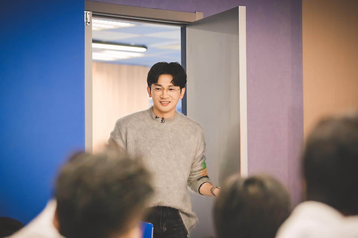 To Huu Bang Ngu a ca anh 1