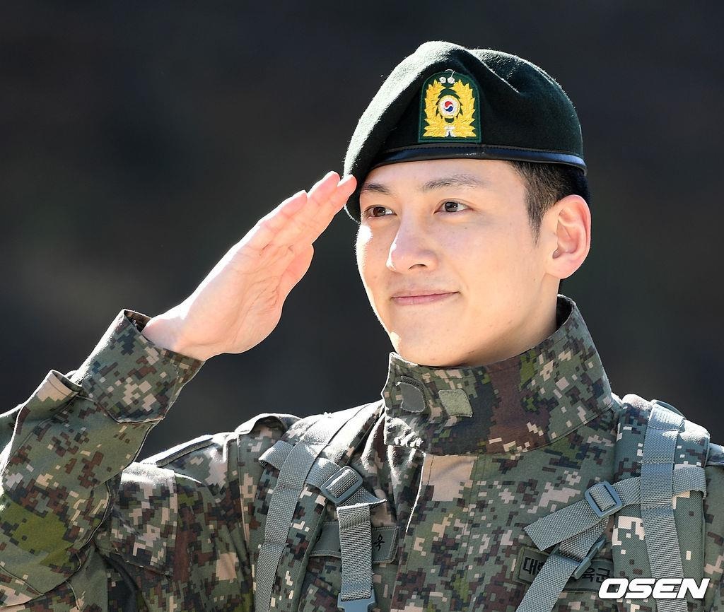 Ji Chang Wook xuat ngu anh 3