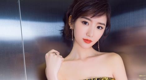 Sao nu Trung Quoc xinh dep bi bo nem vao thung rac, ban trai phan boi hinh anh