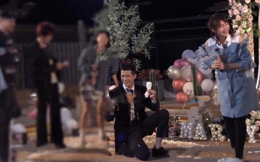 Khuong Trieu quy goi cau hon ban gai hon 4 tuoi hinh anh