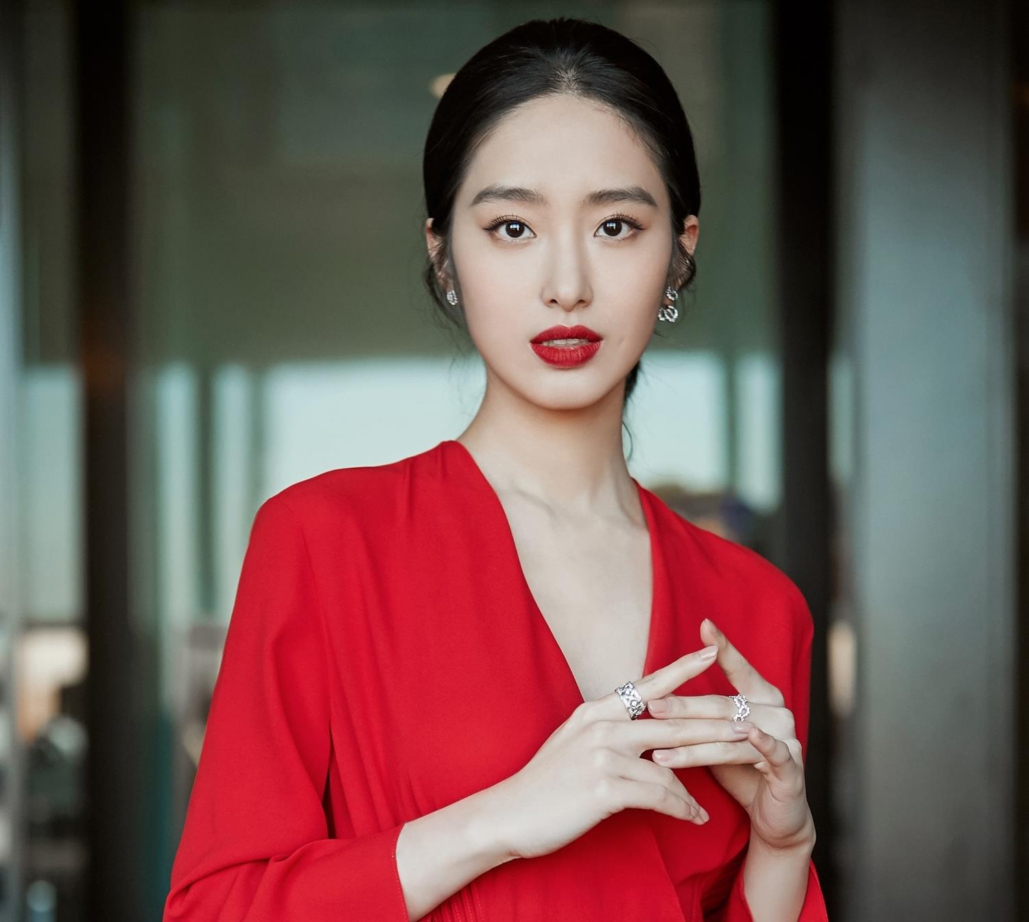 cha nuoi Luu Diec Phi anh 2