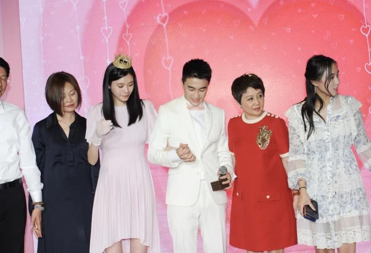 Ha Du Quan cau hon He Mong Dao anh 8