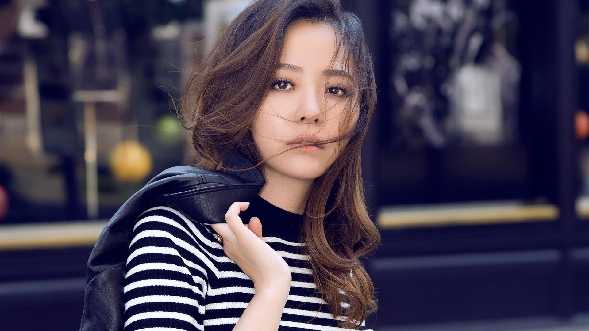 Duong Yen luy tinh anh 10