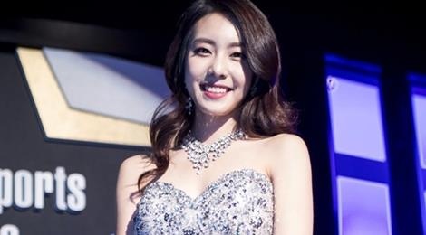 Ve quyen ru cua nu MC khien So Ji Sub va cac game thu me man hinh anh