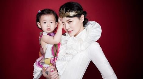 Sao Hoa ngu kho so vi benh tat va tram cam sau khi sinh con hinh anh