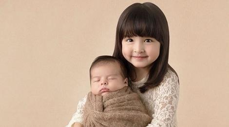 Hai con cua 'my nhan dep nhat Philippines' duoc khen nhu thien than hinh anh