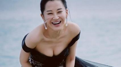 'Thanh Co dep nhat man anh' quyen ru o tuoi 50 hinh anh