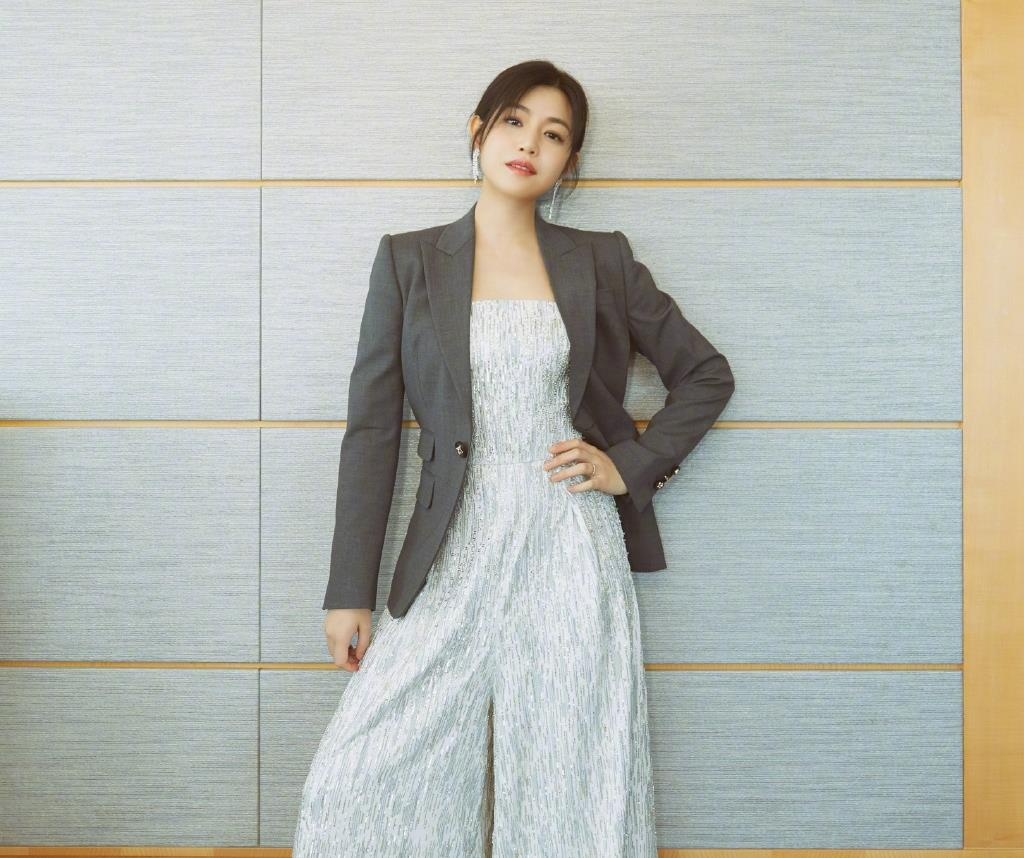 Tran Nghien Hy beo anh 2