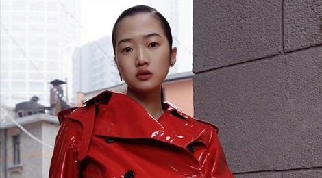 Nguoi mau noi tieng Trung Quoc dot tu o tuoi 20 hinh anh