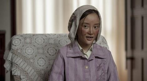 My nhan Trung Quoc gay soc trong nhung tao hinh xau xi, gom ghiec hinh anh