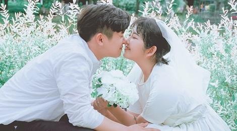 Con gai Choi Jin Sil tu to chuc dam cuoi o tuoi 17 hinh anh