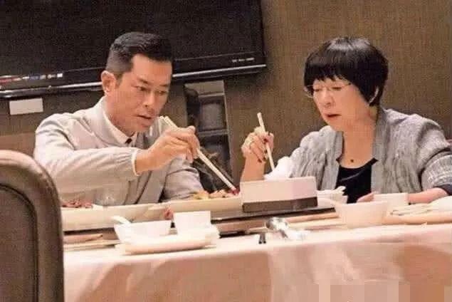 Co Thien Lac giau co anh 2