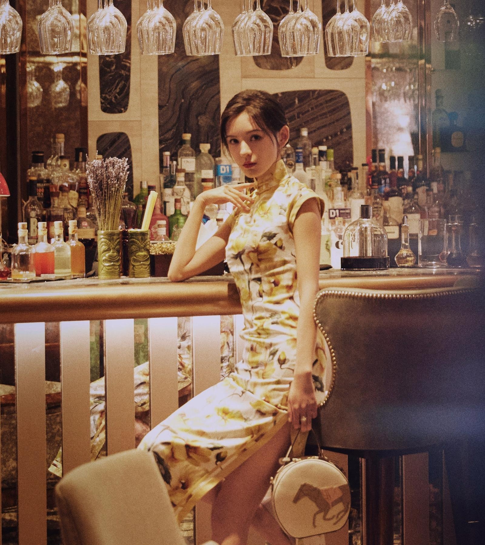 Truong Du Hi mac suon xam anh 7