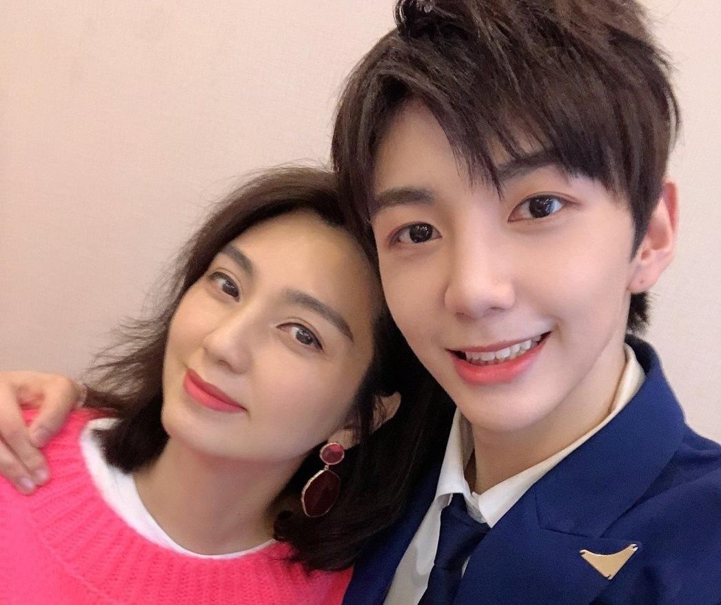 Ta Dinh Dinh sinh con gai anh 11