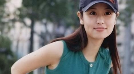 Anh Lam Tam Nhu khi 20 tuoi gay chu y hinh anh