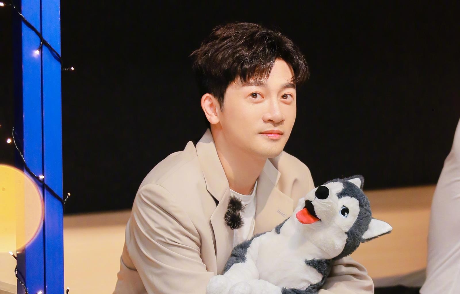 To Huu Bang tre trung anh 6