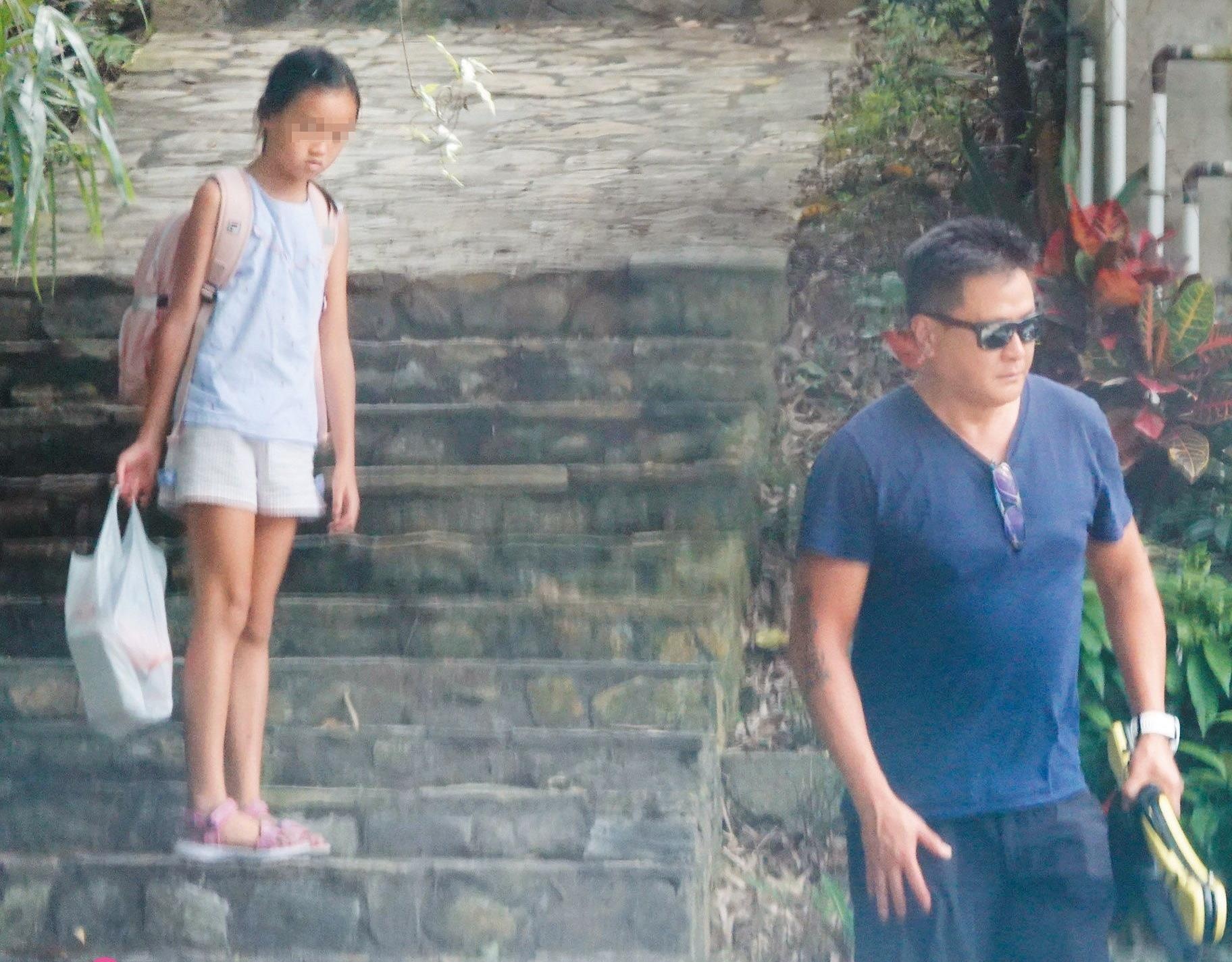 Nguy Tuan Kiet mot minh nuoi con anh 1