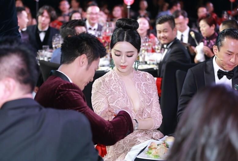 Pham Bang Bang chia tay Ly Than anh 1