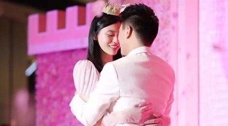 Con trai ty phu song bac va sieu mau noi y dan dung man cau hon on ao? hinh anh