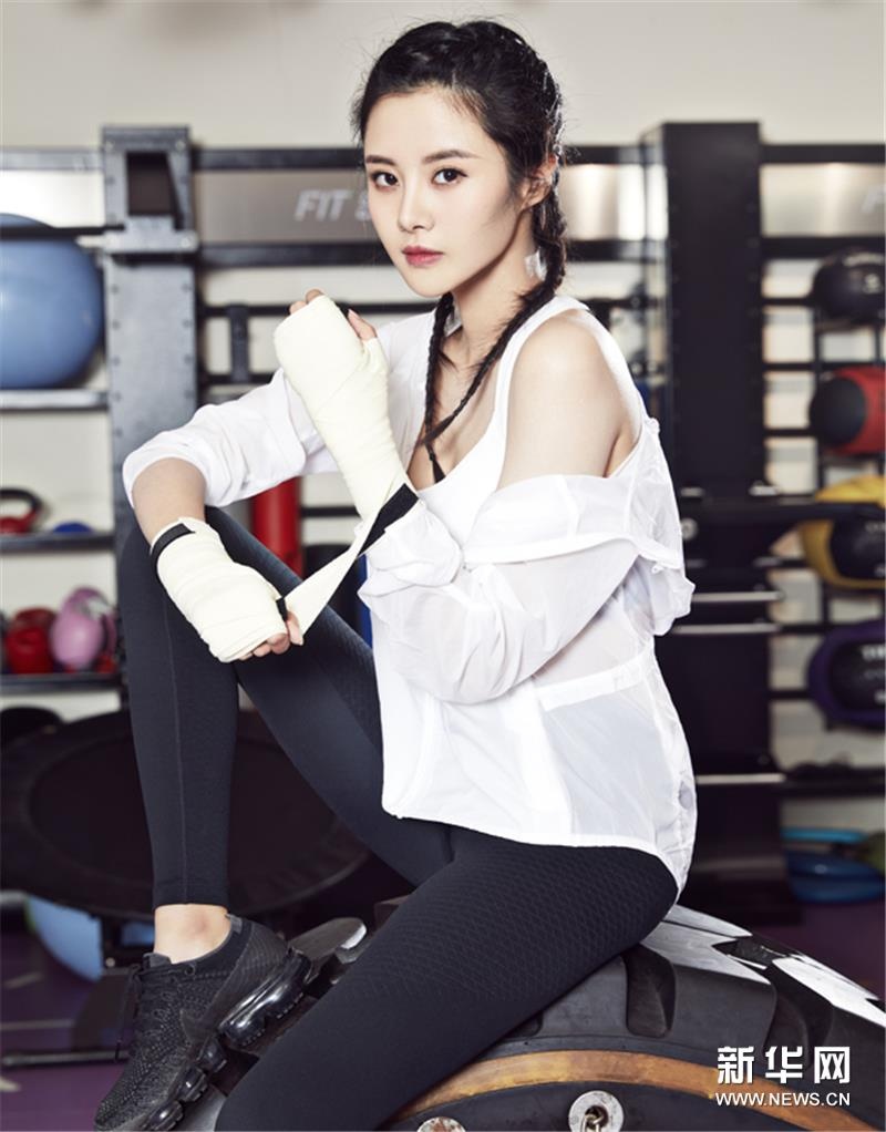 my nhan Than dieu dai hiep ket hon anh 2