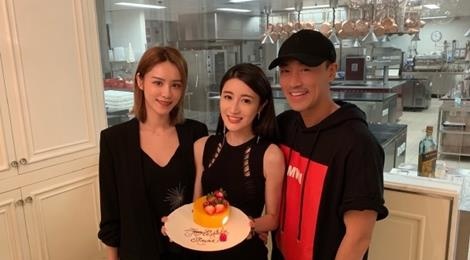 Ban gai tai tieng duoc long gia dinh tai tu Lam Phong hinh anh