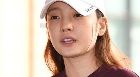 Nhung minh tinh Han Quoc tung bi chong danh den muc phai nhap vien hinh anh