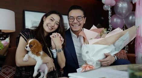 My nhan 9X Thai Lan dinh hon ban trai dai gia hinh anh