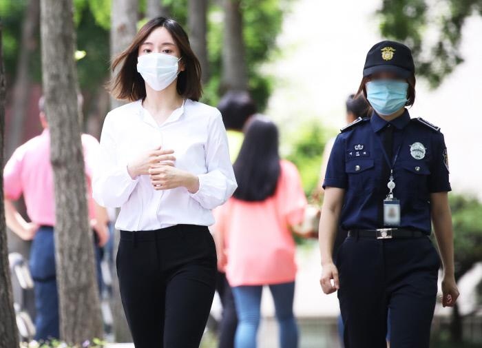 Hwang Hana duoc tha anh 4