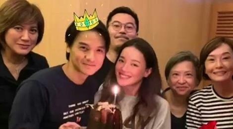 Anh chung hiem hoi cua Thu Ky va Phung Duc Luan sau khi cuoi hinh anh