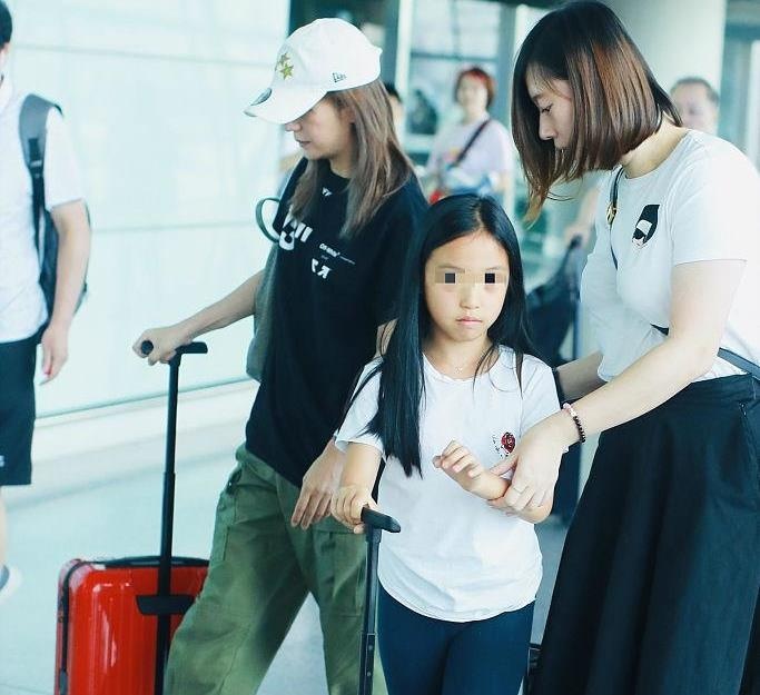 con gai Trieu Vy anh 2