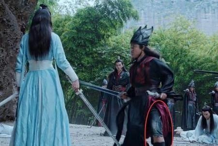 Loi ngo ngan gay cuoi trong phim co trang Trung Quoc hinh anh