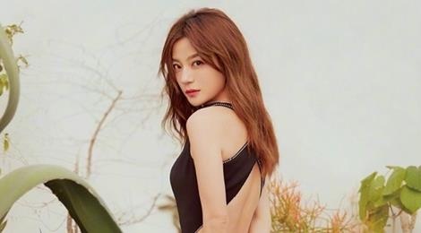 Trieu Vy bi mat sinh con trai vai nam truoc? hinh anh