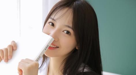 Nhan sac co gai khien Ngo Diec Pham me man, vi la thien than hinh anh