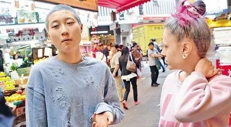 Con gai Thanh Long hoc hac o tuoi 20 vi muu sinh hinh anh