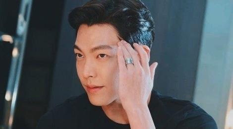 Kim Woo Bin lan dau dang anh sau 2 nam dieu tri ung thu? hinh anh