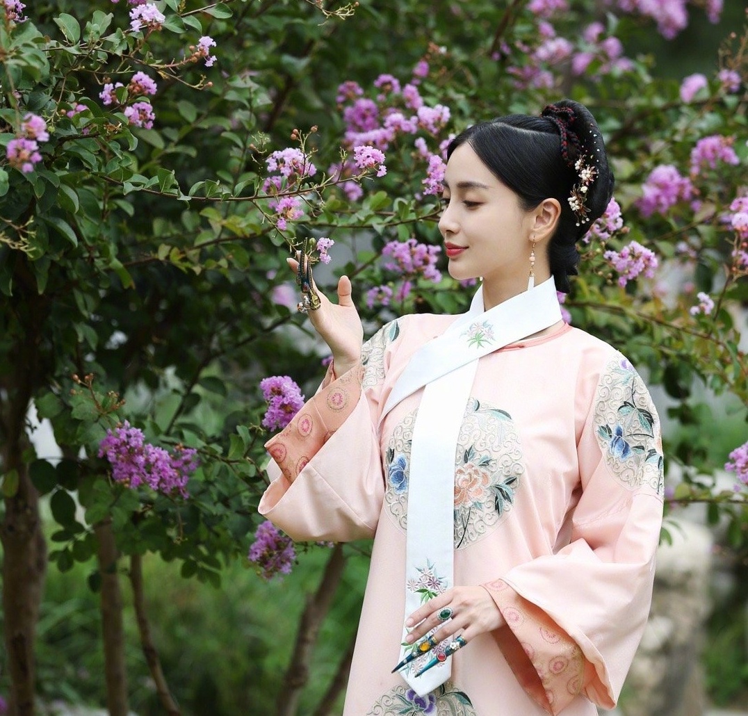 Angelababy Co phuong bat tu thuong anh 1