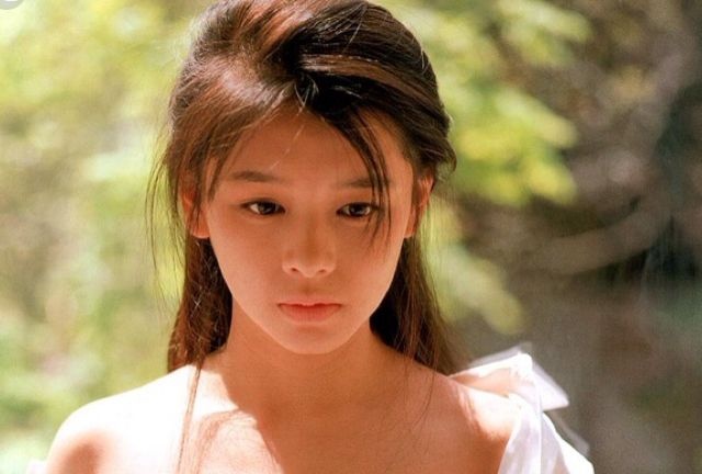 Tu Nhuoc Tuyen va cuoc dao thoat khoi qua khu dong phim cap 3 hinh anh