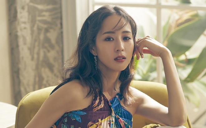 Truong Quan Ninh hen ho tai tu da tinh Khuu Trach hinh anh