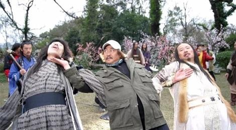 Nguoi bien cac chieu thuc vo thuat cua Kim Dung thanh hien thuc hinh anh