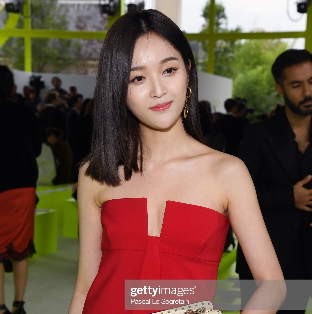 Phu Sat Hoang hau Tan Lam anh 10