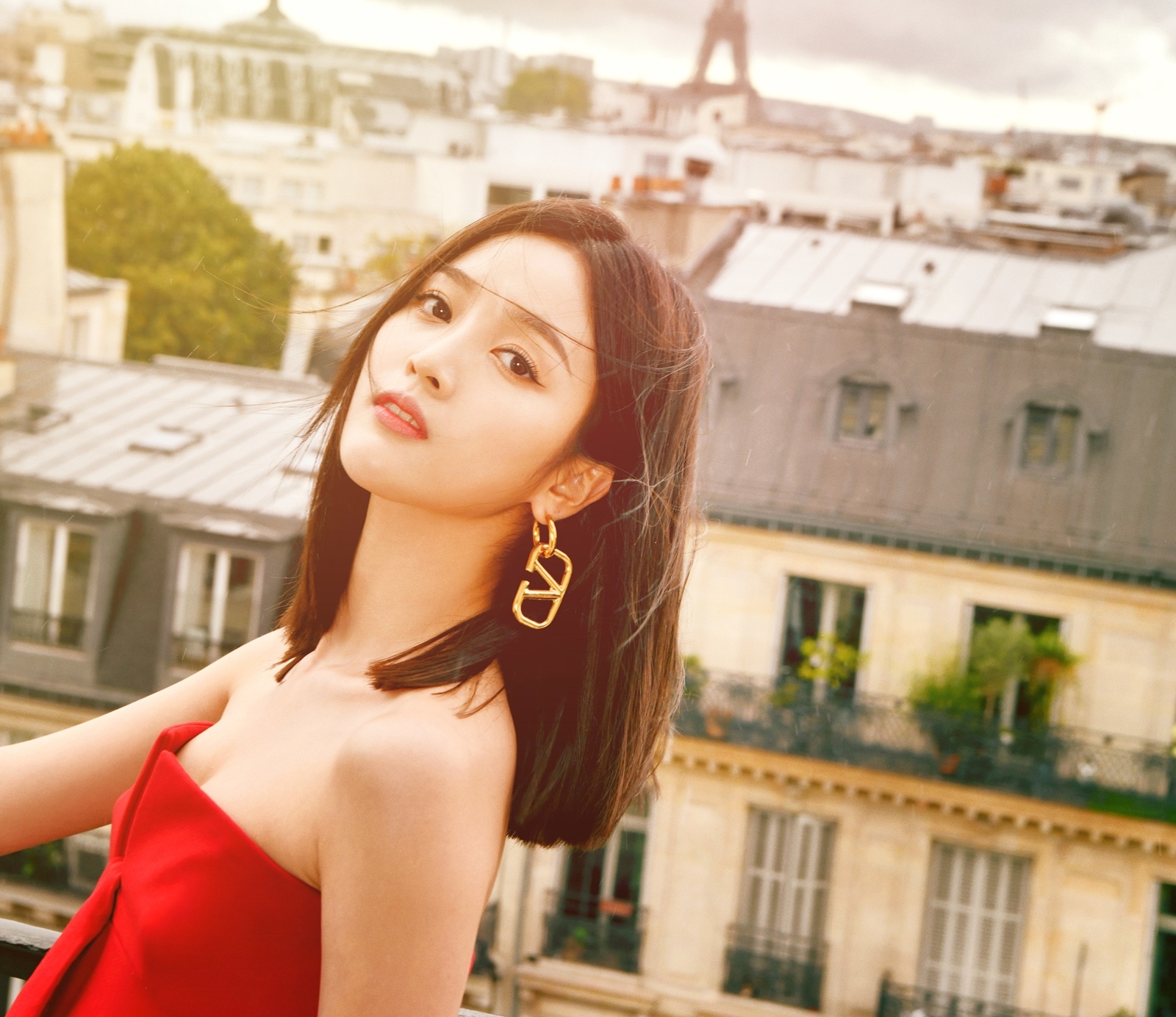 Phu Sat Hoang hau Tan Lam anh 9