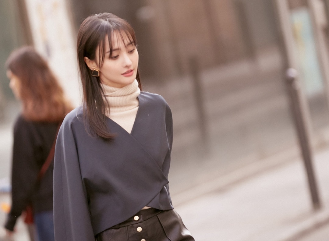 Phu Sat Hoang hau Tan Lam anh 7