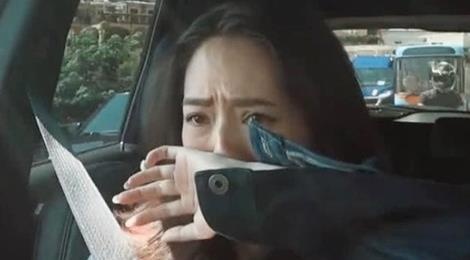 Con trai ong trum Huong Hoa Cuong lanh nhat, khien vo bat khoc hinh anh