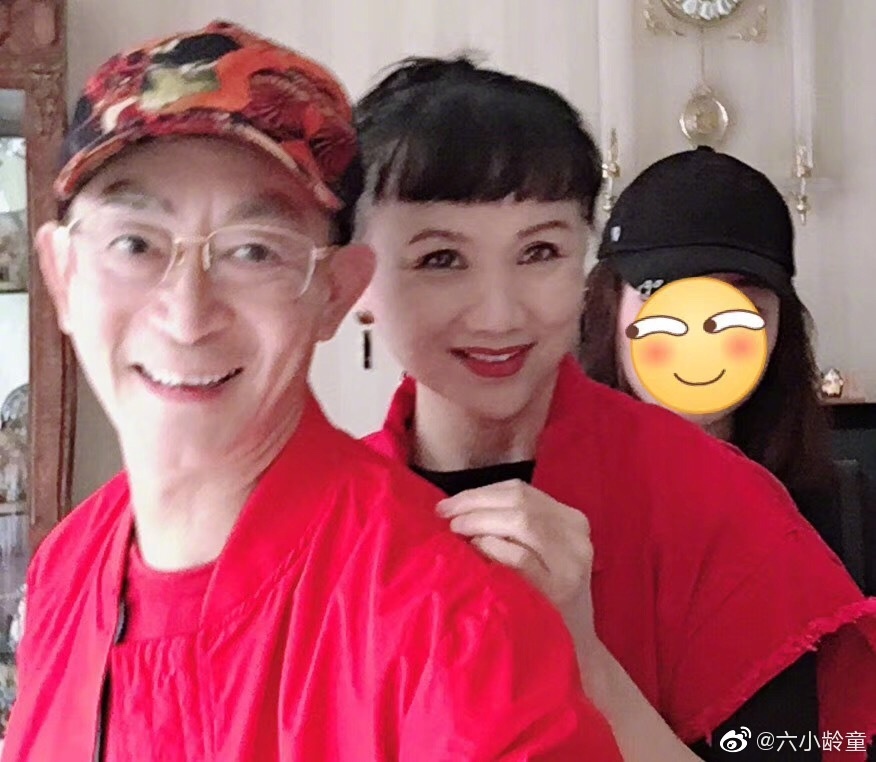 Luc Tieu Linh Dong va vo anh 1