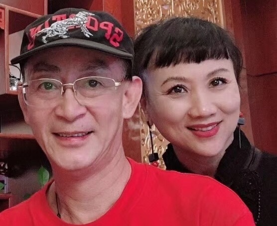 Luc Tieu Linh Dong va vo anh 2